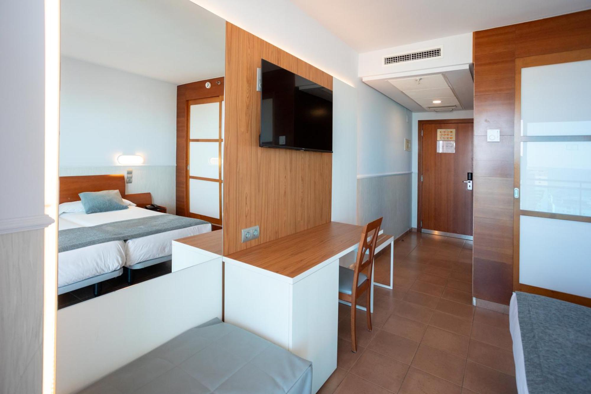 Hotel Cibeles Playa Gandía Rum bild
