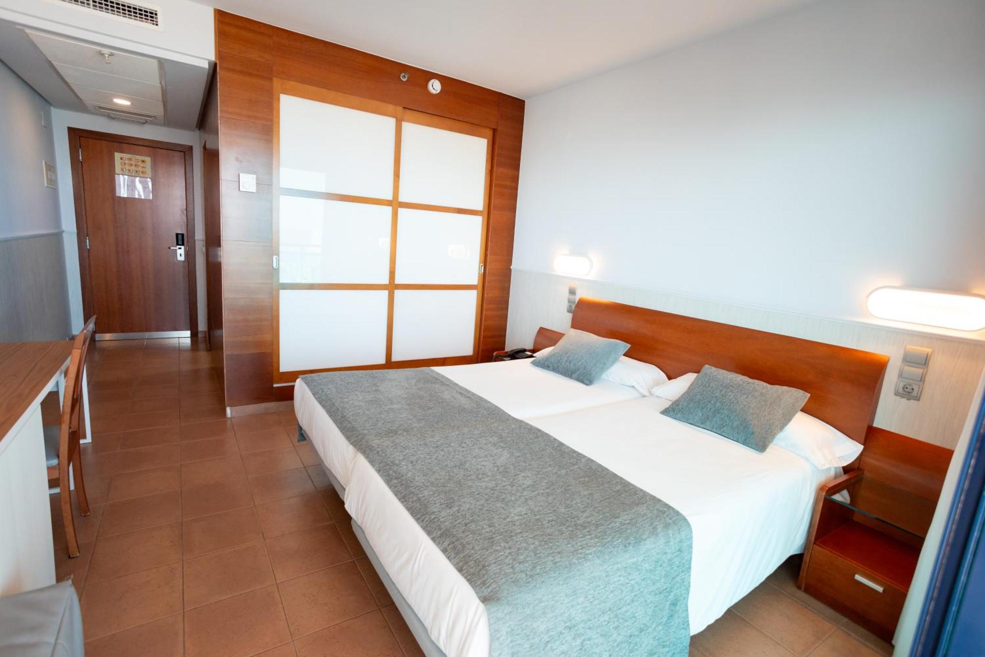 Hotel Cibeles Playa Gandía Exteriör bild
